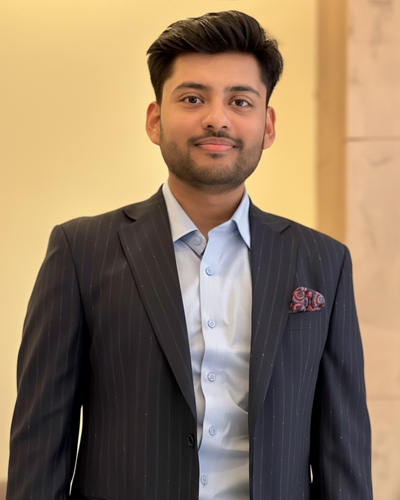 Mr. Akshat Kejriwal
